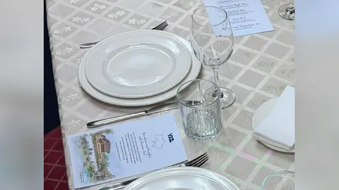 Американську делегацію у потязі до Києва пригощали кримськотатарськими стравами