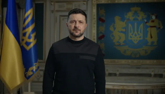 Зеленський: Україна давно не жертва, а боєць — звернення у День Незалежності
