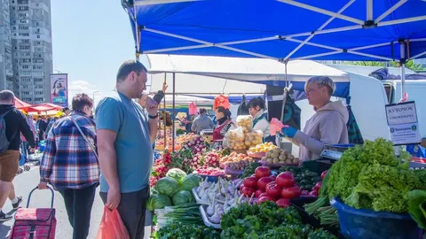 Київ формує запаси продуктів і води для малозабезпечених мешканців