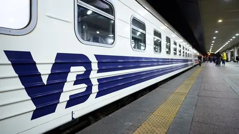 П'яні провідники викинули підлітка з поїзда «Хмельницький — Київ»: їх звільнили