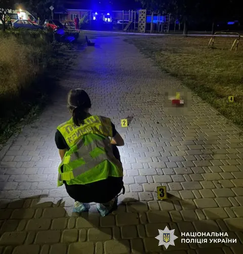 У Святошинському районі Києва чоловік підірвав боєприпас: постраждали четверо