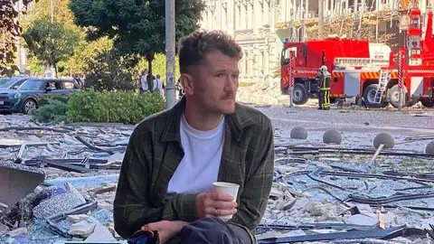 У Києві російський дрон пошкодив заклад «Завертайло» біля Софії Київської