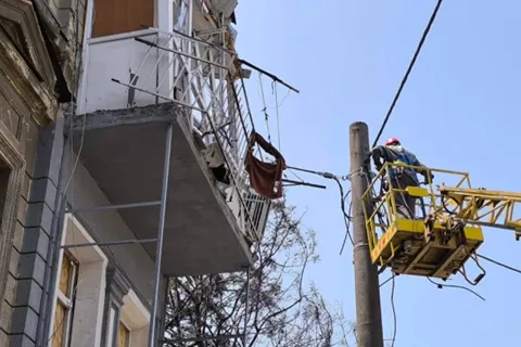 ДТЕК відновив 240 енергооб’єктів за пів року: світло повернули 14,5 млн родин
