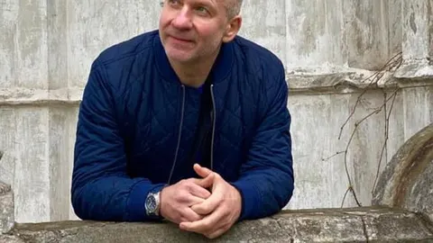 У Харкові російський обстріл пошкодив склади видавництва «Ранок», горять підручн