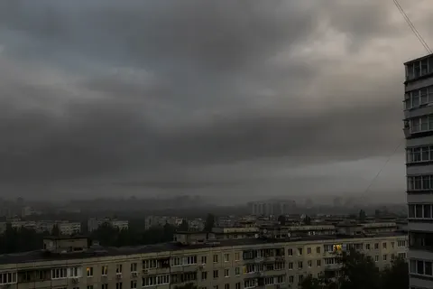 У Києві після нічної атаки погіршилася якість повітря