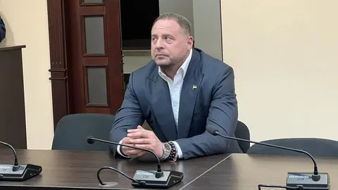 Суд пом'якшив запобіжний захід Андрію Єрмаку: дозволені поїздки до семи областей