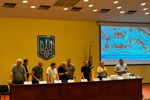 Теремки: влада і мешканці взяли паузу, щоб зберегти дерева