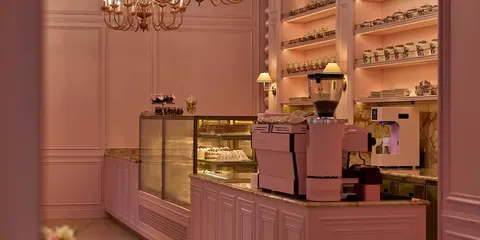 Кондитерська NAMELAKA на Великій Васильківській тимчасово закрита через сальмоне