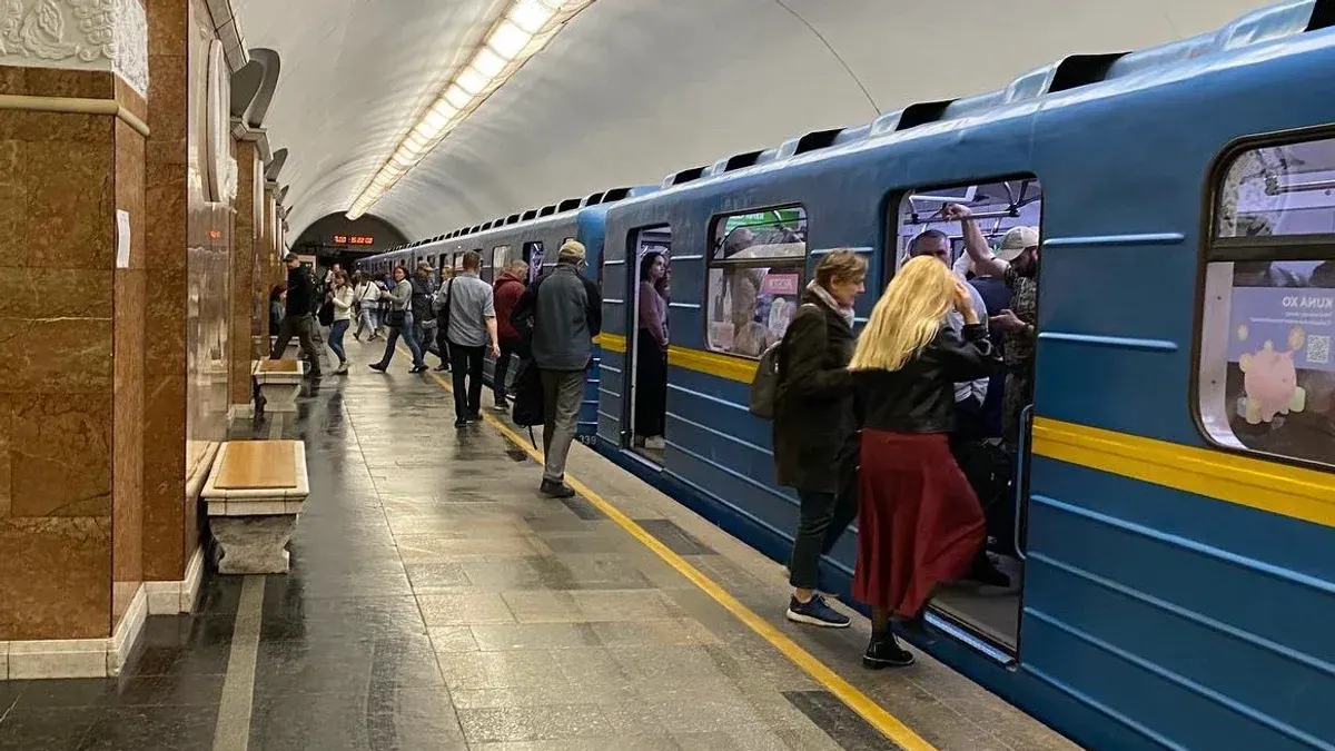 Метро Києва подовжить вечірню роботу: новий графік з 10 вересня