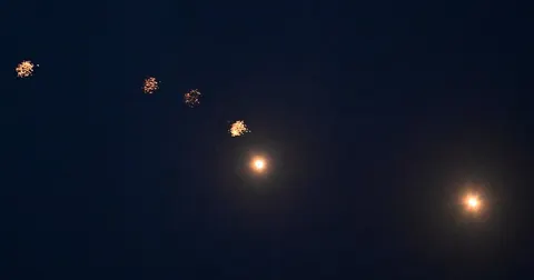Нічна атака РФ: постраждалі у Києві та Кривому Розі, пожежі у столиці