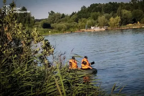 На Білоцерківщині рятувальники дістали з річки тіло загиблого чоловіка