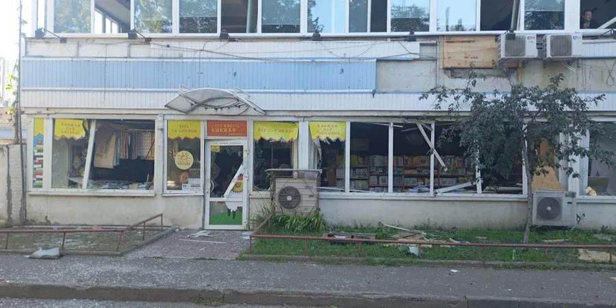 Книгарня «Альпака» в Києві вдруге постраждала через обстріл РФ
