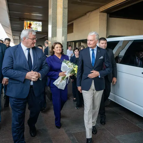 Президент Литви прибув до Києва напередодні Дня Незалежності