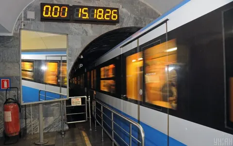 Київське метро з 10 вересня працюватиме на годину довше