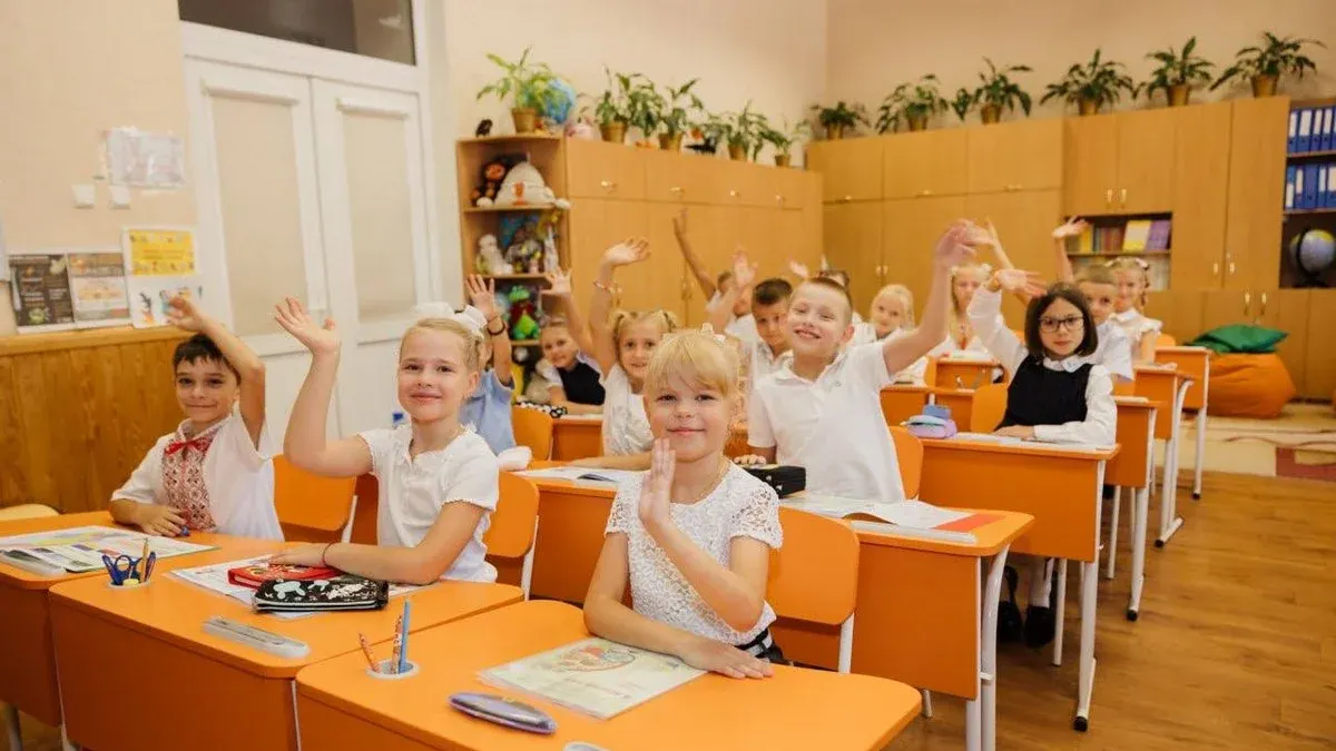 Як удари по інфраструктурі впливають на підготовку Києва до навчального року