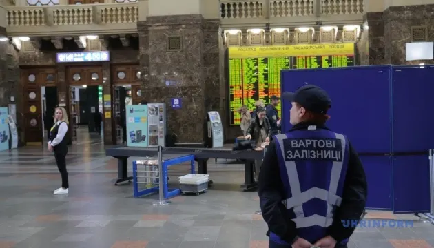 У Києві запустять чотири нічні автобусні маршрути від залізничного вокзалу