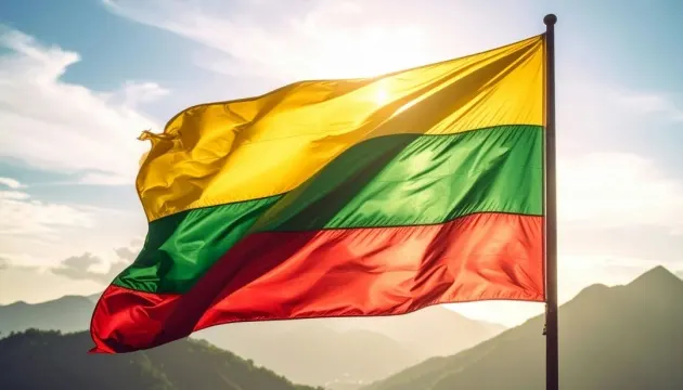 Литва вимагатиме від Росії компенсації за пошкоджене посольство у Києві