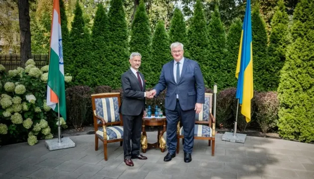 Глава МЗС Індії вперше в історії прибув до Києва з окремим візитом