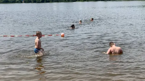 У Києві оновили перелік водойм, де не рекомендують купатися