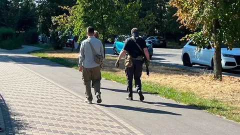 У Києві через інцидент за участю СБУ та ГУР перекрили вулицю: змінено рух трансп
