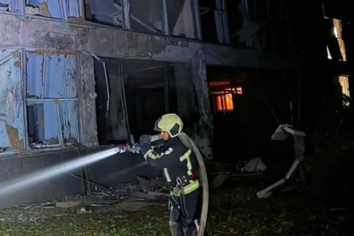 Через нічну атаку в Києві тимчасово обмежували подачу води