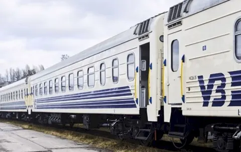 Росіяни атакували потяг «Суми — Київ»: пасажири не постраждали