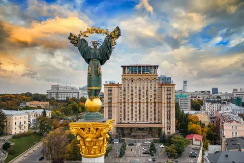 У Києві з 10 вересня змінюються правила: коротша комендантська година, нові обме