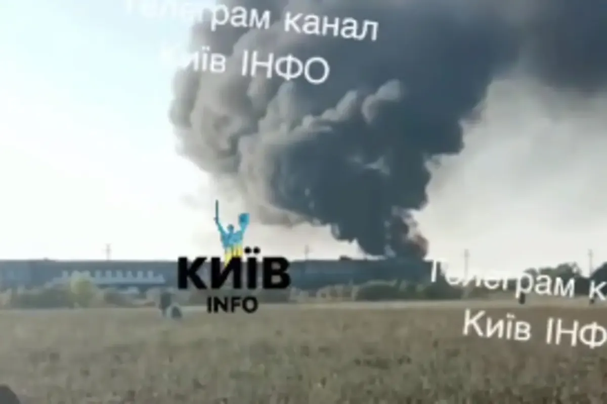 Дрон влучив у потяг Київ – Миколаїв: пасажирів вивезли завчасно