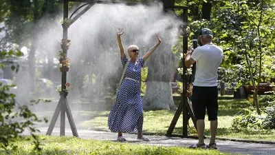 Спека в Києві до 36°: коли прийде прохолода