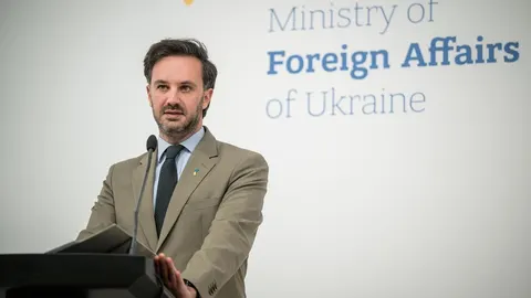 Речник МЗС: заклики Толстого до бомбардувань — підстава для ордера МКС