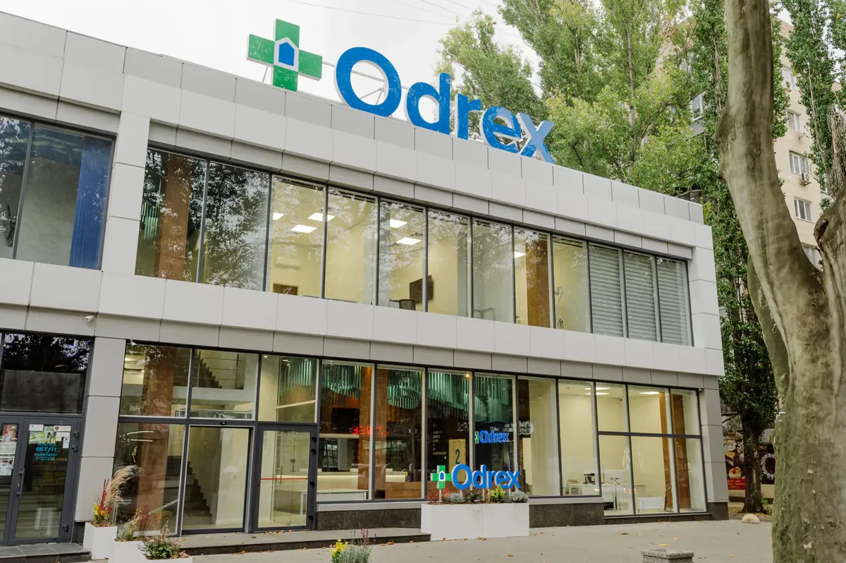 Суд продовжив розгляд справи лікарів Odrex: нові деталі засідання