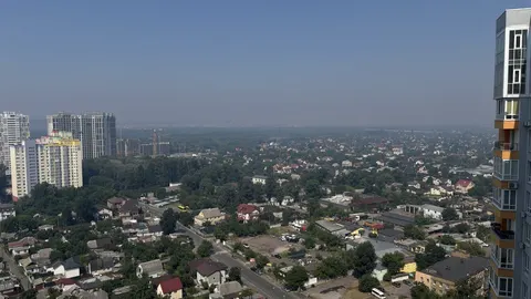 На правому березі Києва можливе задимлення через пожежі в області