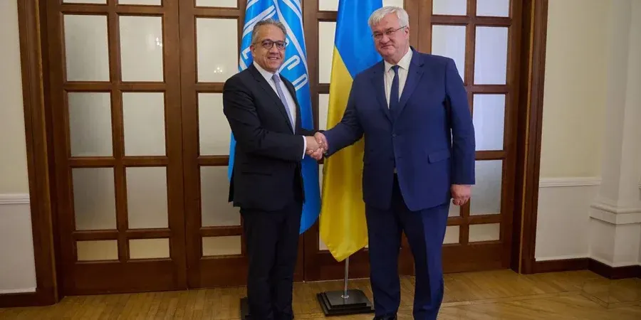 Гендиректор ЮНЕСКО вперше відвідав Україну на посаді та зустрівся з Сибігою