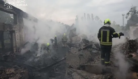 Нічна атака на Київ: у лікарнях перебувають троє постраждалих