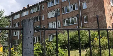 Учнів пошкодженої гімназії в Києві переведуть до сусідніх шкіл