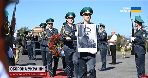 Прах Євгена Коновальця повернувся в Україну: як Київ зустрів полковника