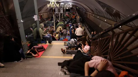 Понад 56 тисяч людей укривалися в київському метро під час нічної атаки