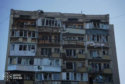 Масована атака на Київ: 12 загиблих, 34 поранених, пожежі у трьох районах