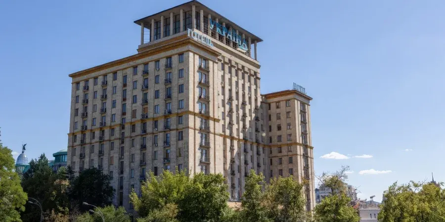 «Україна» на Хрещатику: 65 років символу Києва та його нове життя