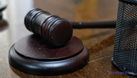 Співробітника СБУ судитимуть за хабар у 68 тисяч доларів