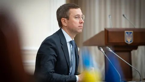 Прем'єр доручив забезпечити роботу метро в Києві через транспортний колапс