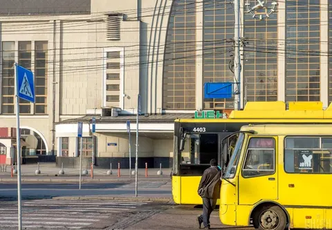 Укрзалізниця закликає пасажирів залишати об'єкти під час тривоги: що змінюється