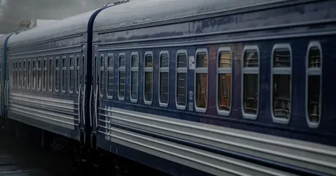 РФ атакувала пасажирський потяг на Одещині: люди не постраждали