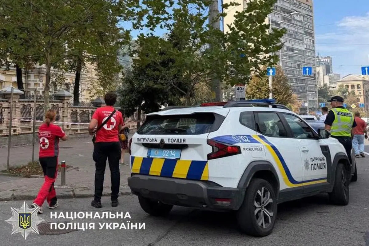Атака дронів на Київ: є поранені, у двох районах ліквідовують наслідки