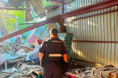 Нічна ракетна атака на Київ: постраждав чоловік, пошкоджено лікарню та будинок