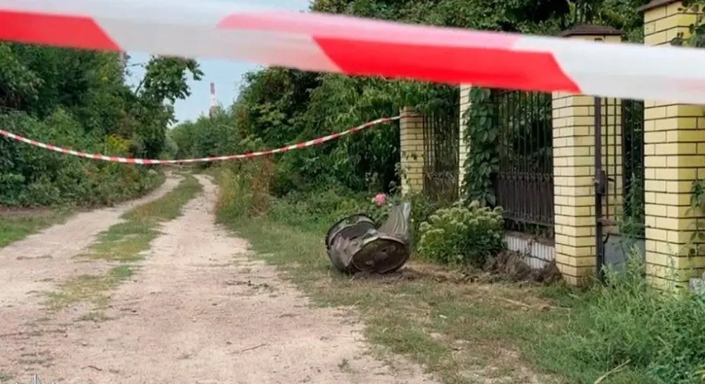 У Дарницькому районі знешкодили бойову частину ракети С-400