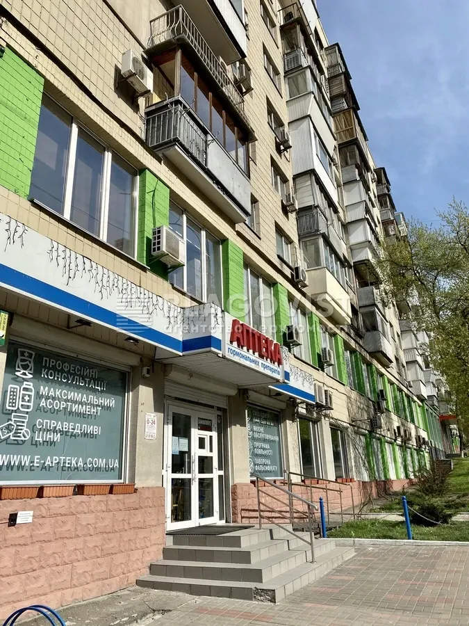 Квартири біля метро Печерськ: що пропонують і скільки коштують