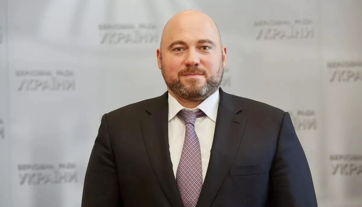 Нардепу Столару оголосили підозру за п’ятьма статтями у межах операцій НАБУ