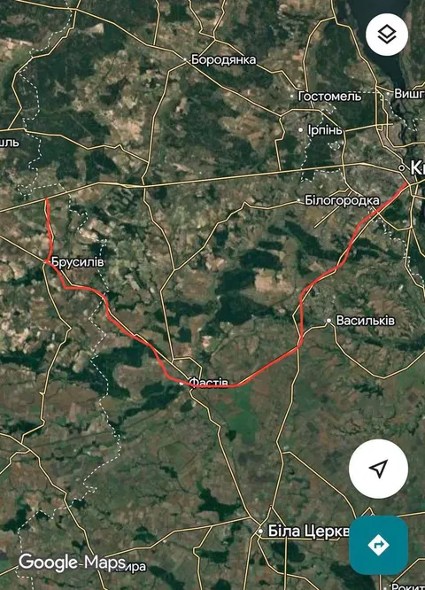 На трасі Київ—Чоп перекрили рух через вибухи: водіям пропонують об'їзд