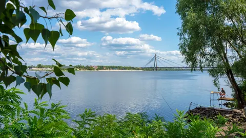 Вода на київських пляжах: інфекцій не виявили, але сезон не відкрили